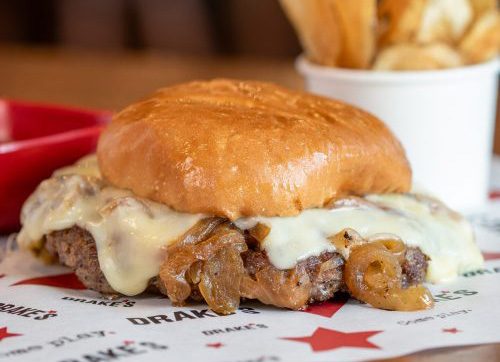 Drakes-2025-BurgerWeek-WEB_FrenchDip-scaled-r8304x10dwr509nwixn9beck256xxuckvyvp3lqqa0